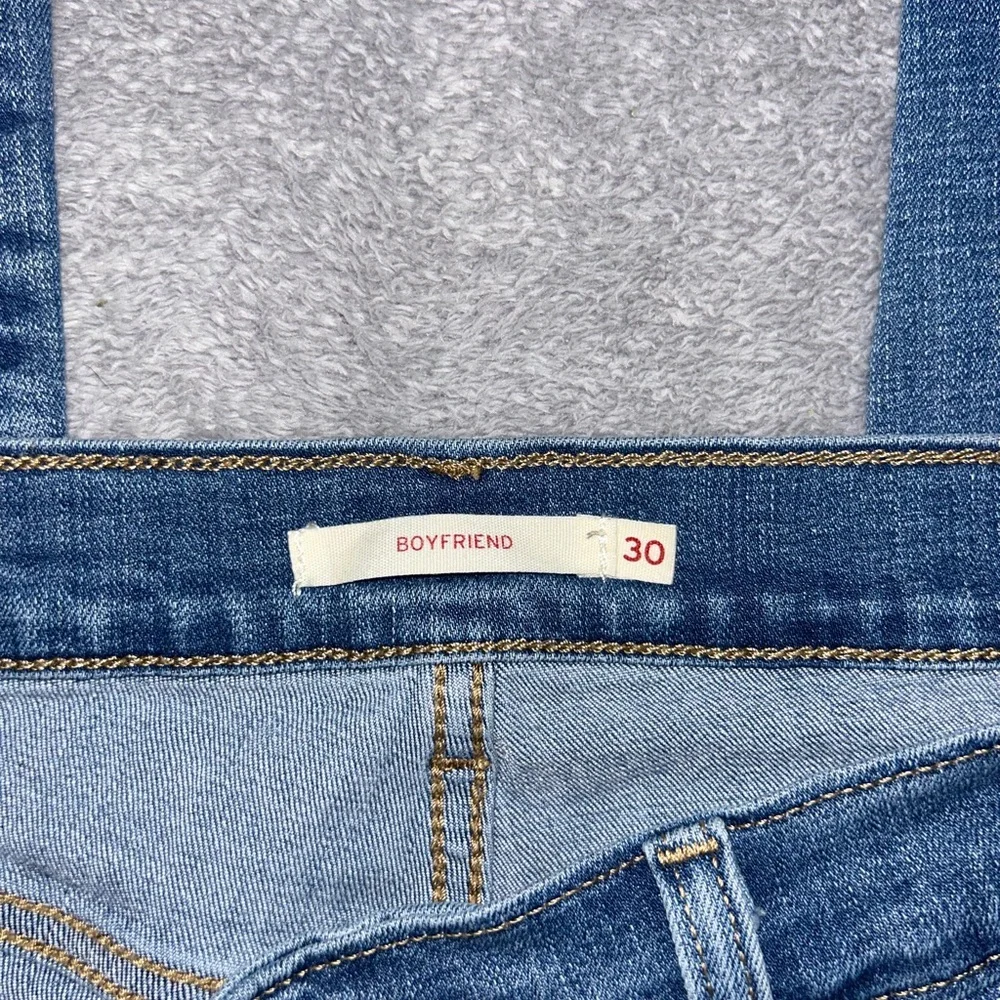 Levi's Women's Blue Boyfriend Jeans - Picture 2 of 5